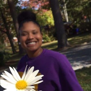 Meet your Posher, Sierra